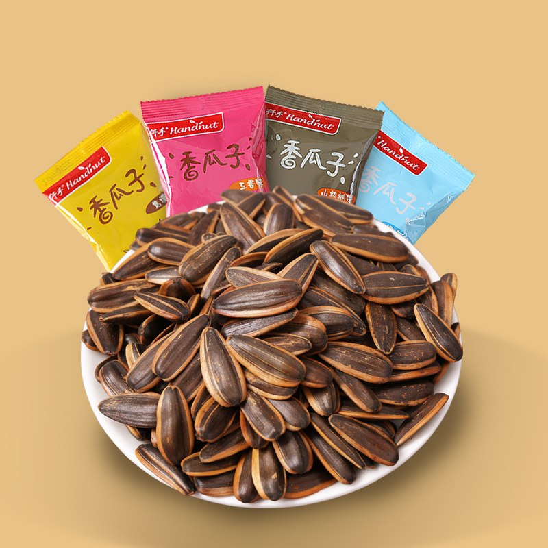 7.9元纤手焦糖山核桃味瓜子500g(R2pPX8aBaOh)/