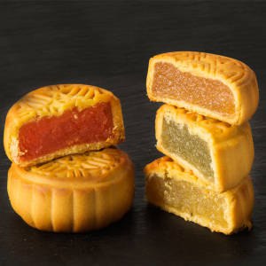 9.9元   富贵人家旗舰店广式水果月饼礼盒装8饼4味(hphn2Jh7e2y)/