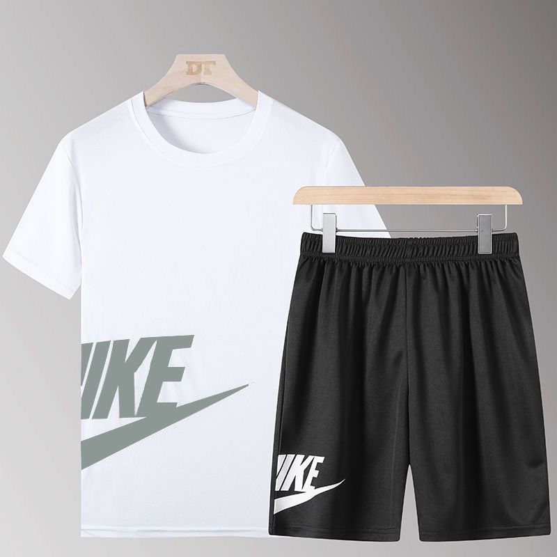 一套】男士短袖t恤运动套装潮牌潮流衣服夏季宽松打底衫半袖潮ins9.8元